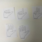 cartes des doigts de la main pour apprendre à compter