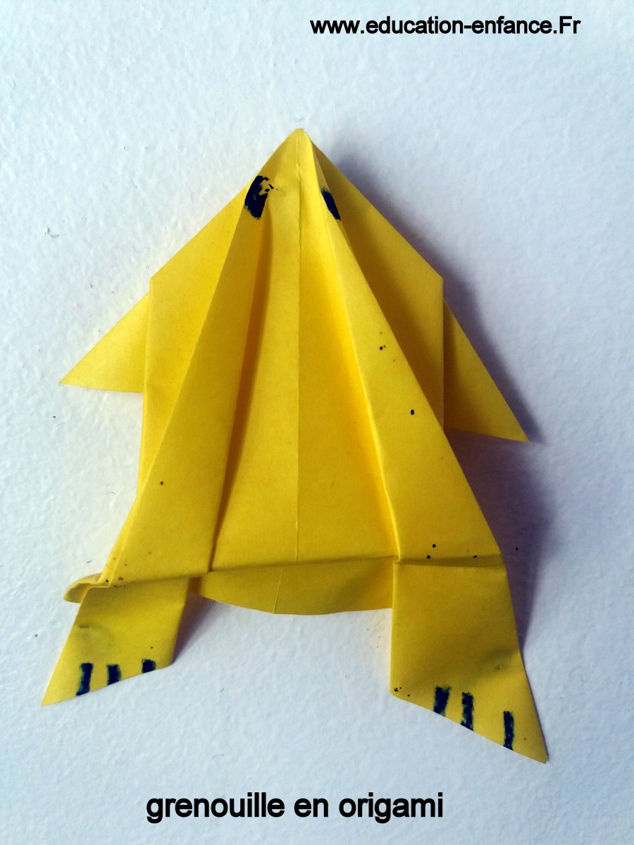 Activité manuelle:Fabriquer une grenouille en origami