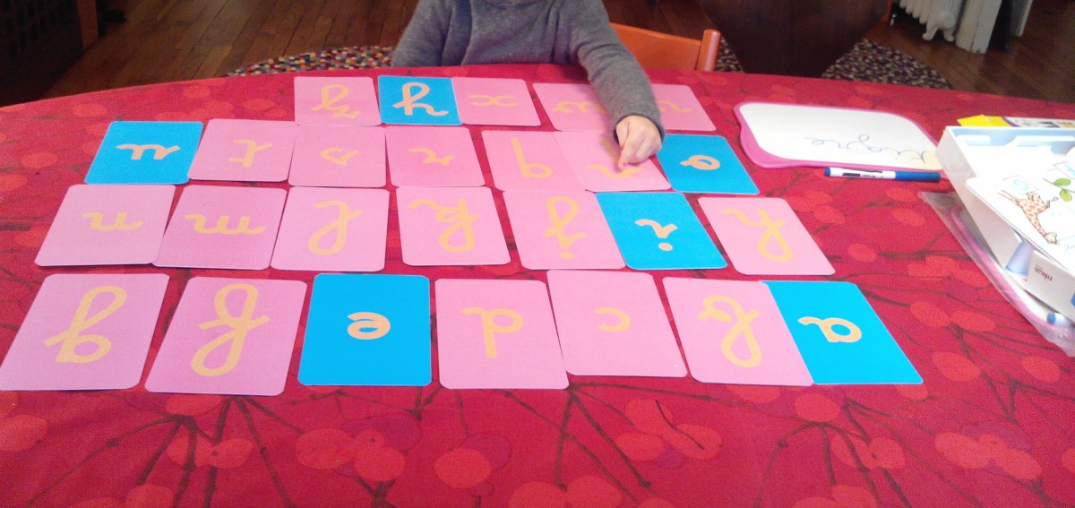 Les lettres rugueuses Montessori Pour apprendre à lire et à écrire