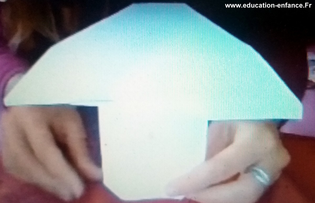 Activité manuelle d’automne: fabriquer un champignon en pliage origami