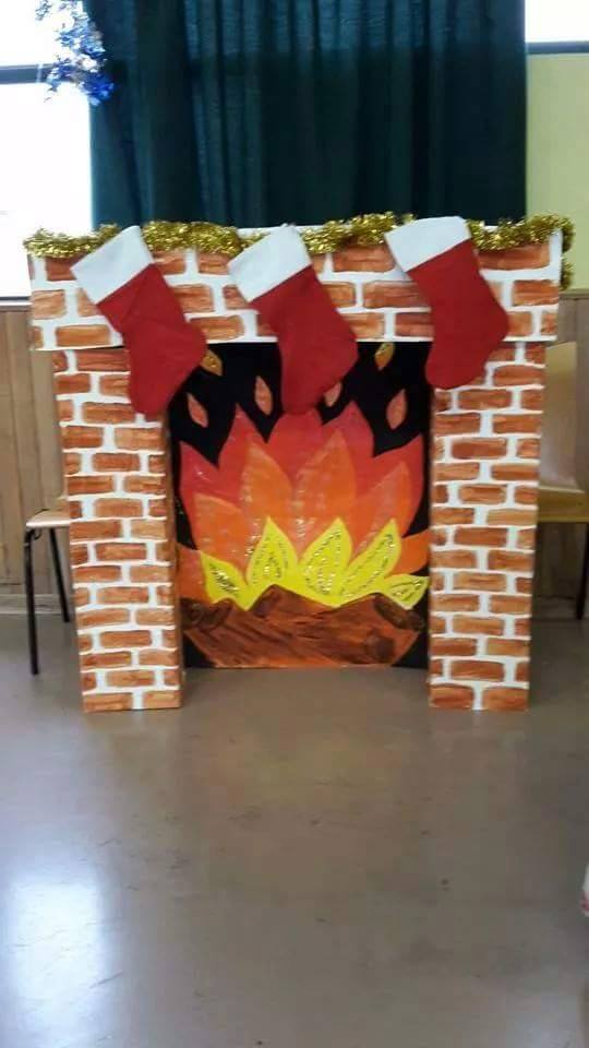 fabriquer une cheminée en carton pour les enfants