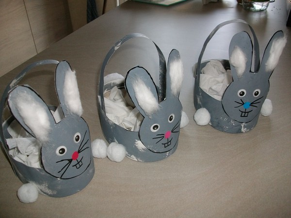 Petits lapins gris de pâques à réaliser (Dès 2 ans et demi)