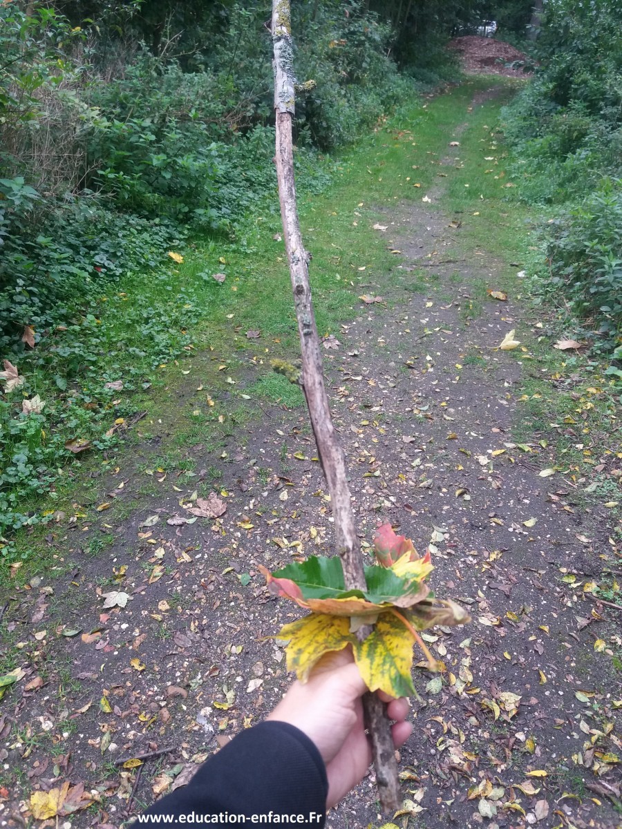 Fabriquer une épée pendant l’ automne